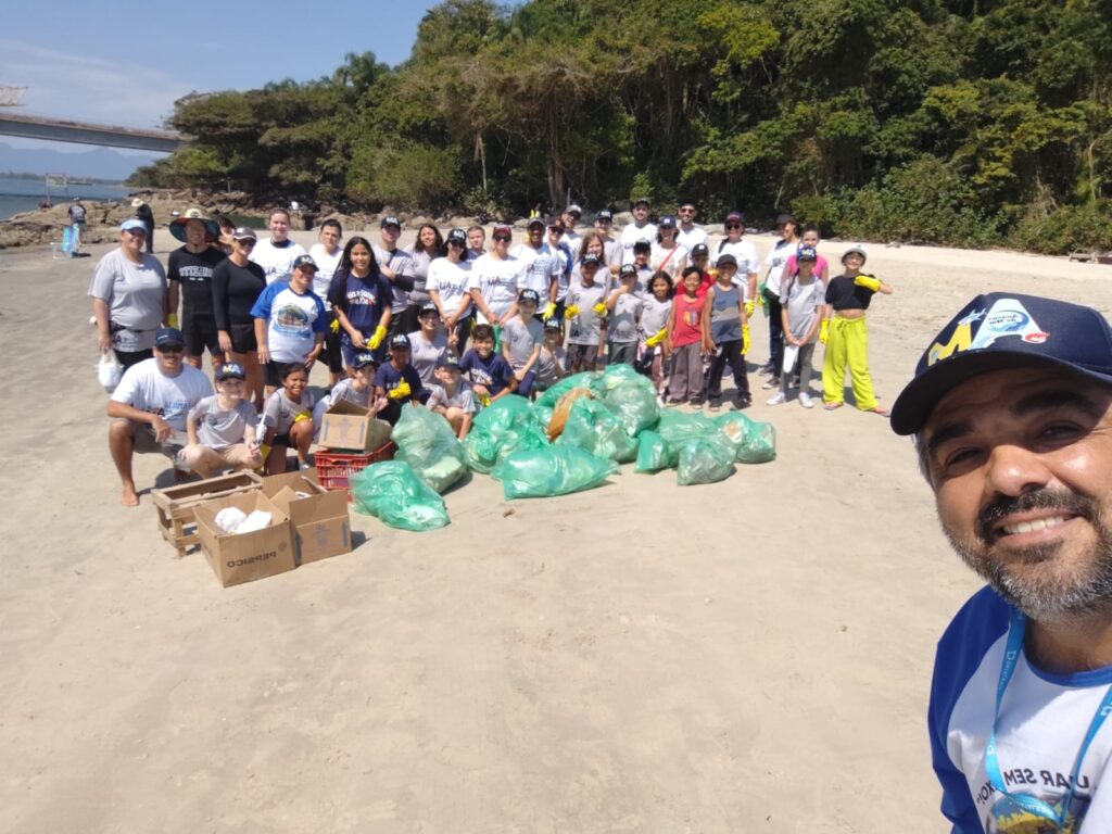 Guaratuba promoveu o 4º Mutirão de Limpeza de Rios e Praias no Dia Mundial de Limpeza